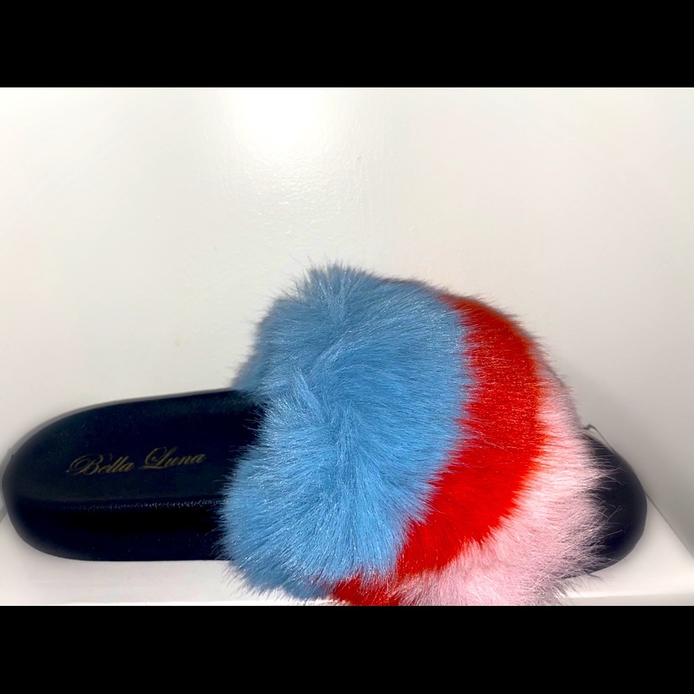 Fur Slides - Picture 3 of 5